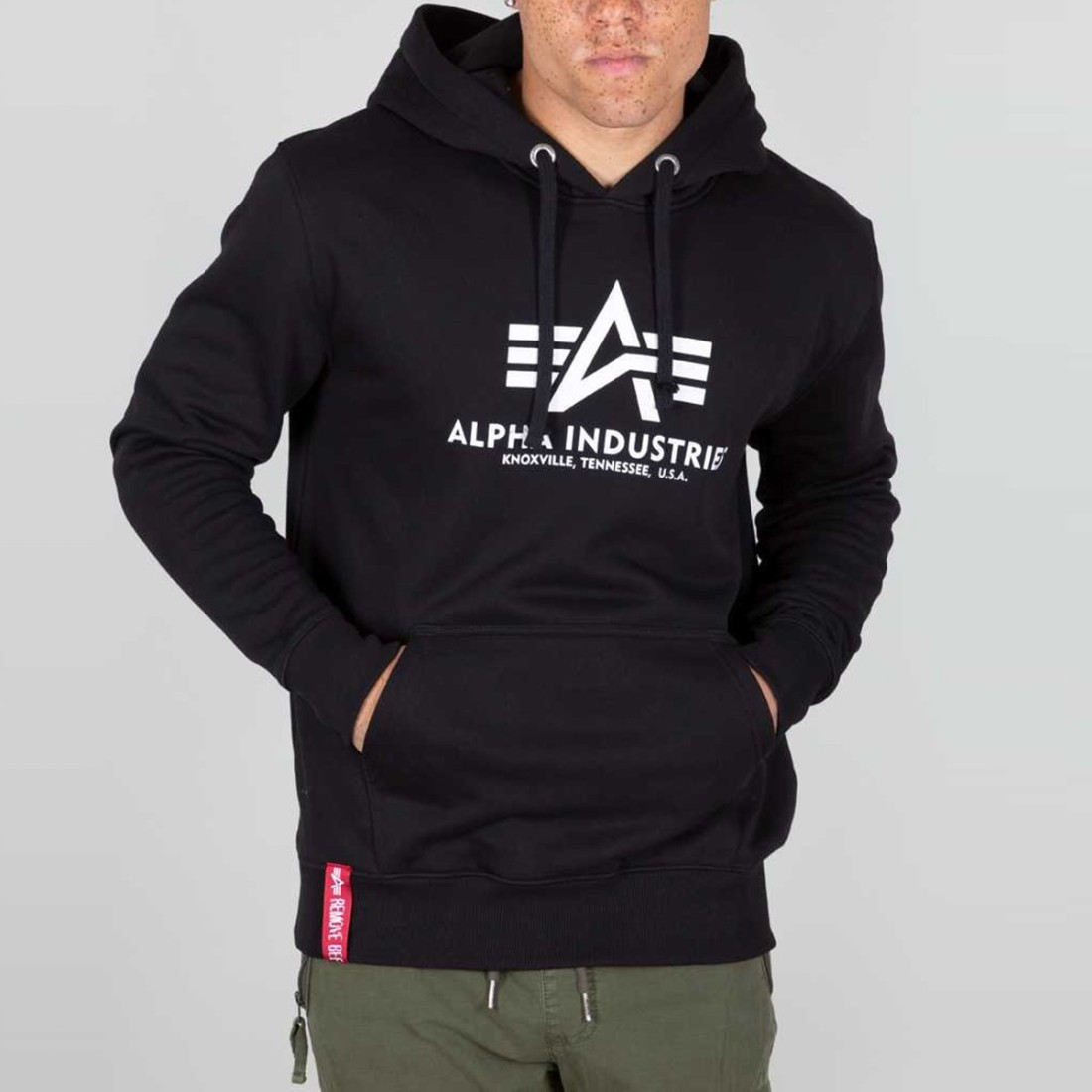 Alpha Industries Hoodies: Style and Comfort in an Iconic Piece